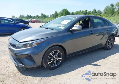 2022 Kia Forte Lxs z USA, uszkodzony, nr VIN 3KPF24AD7NE431771